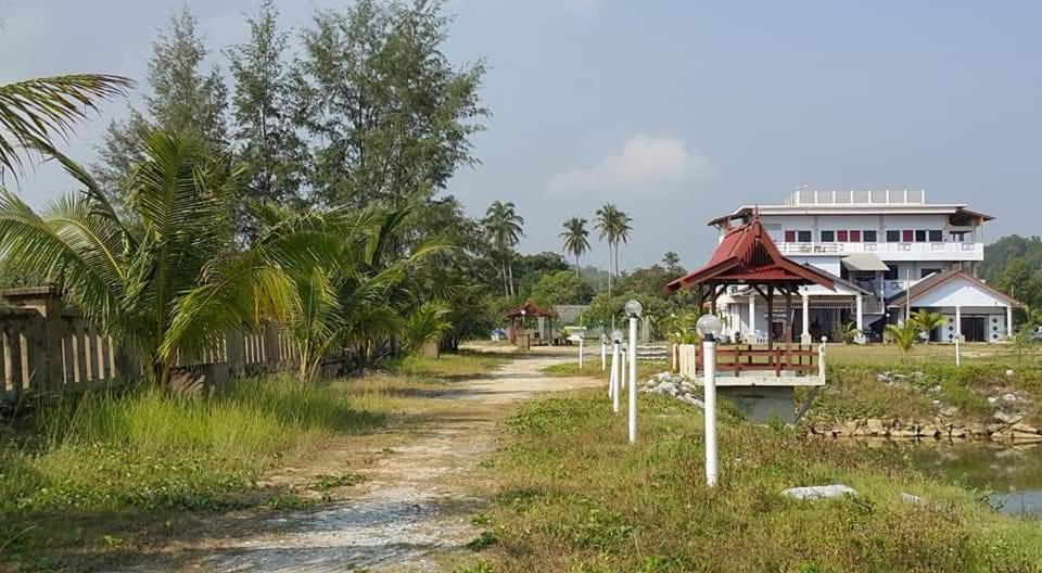 Dlavender Beach Stay Marang Exterior foto