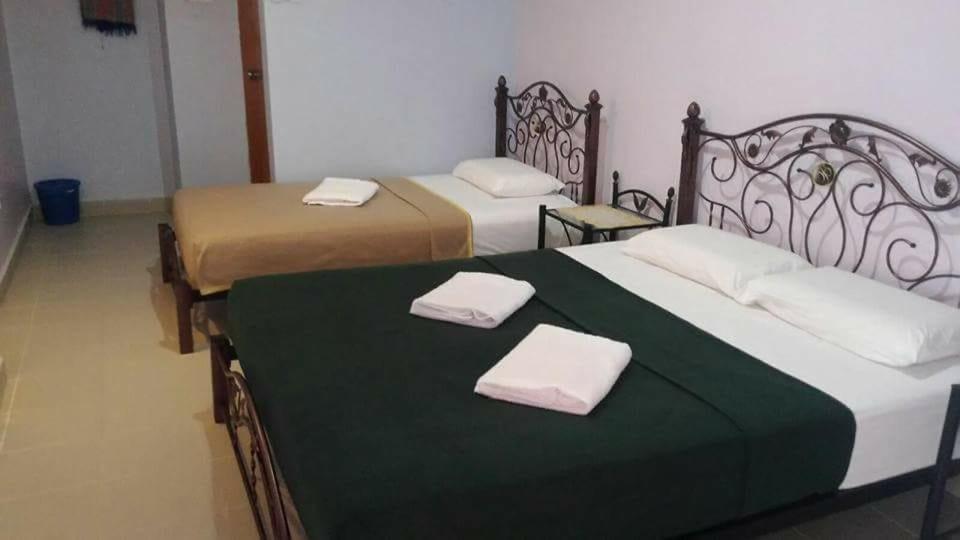 Dlavender Beach Stay Marang Exterior foto