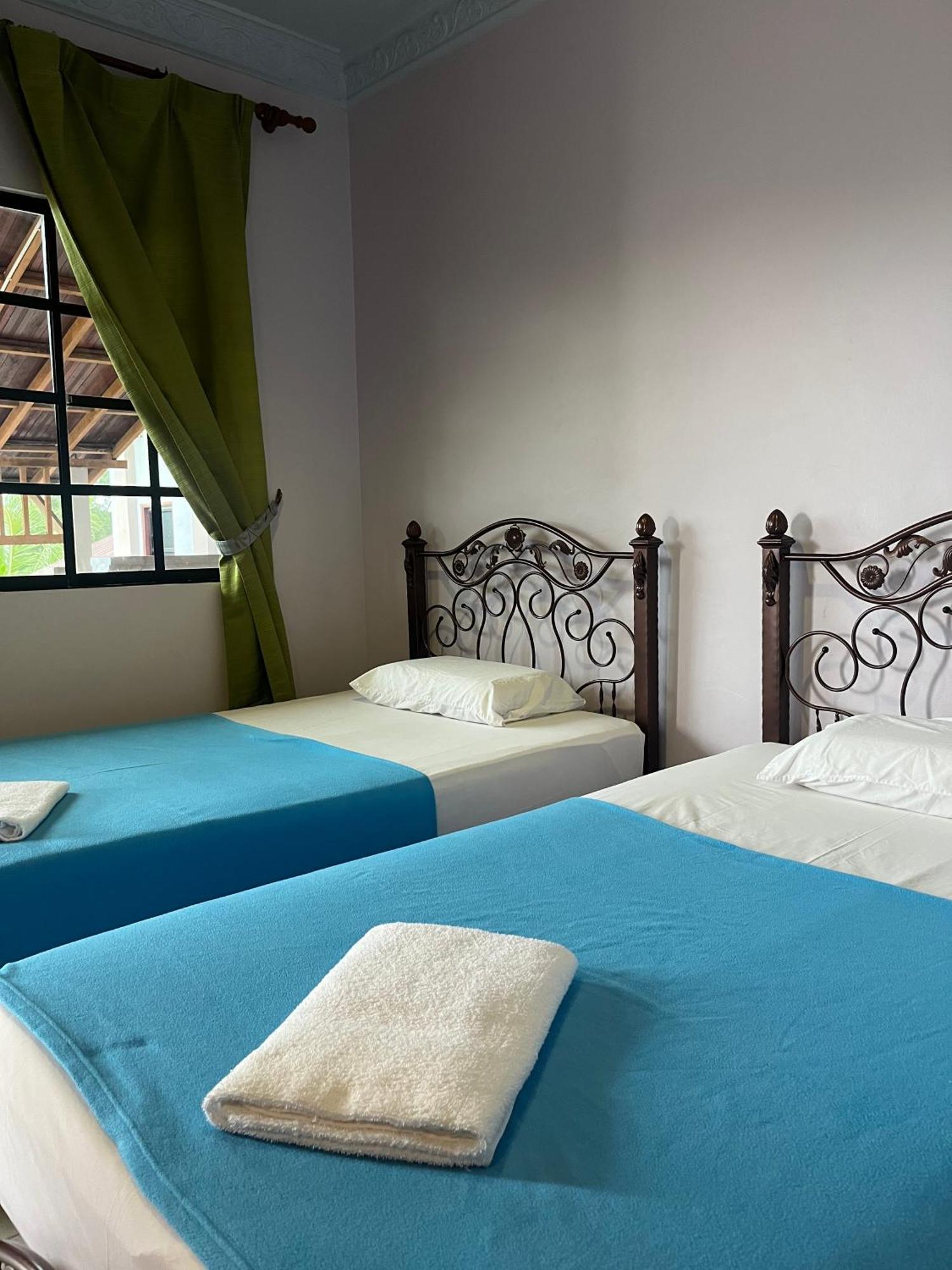 Dlavender Beach Stay Marang Exterior foto